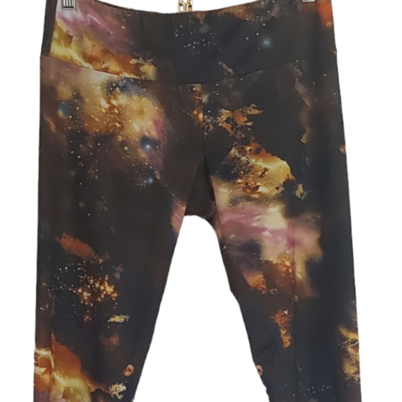 ONZIE Womens Size M/L Gym Leggings Yoga Trousers Galaxy Space Theme Print - Picture 3 of 7